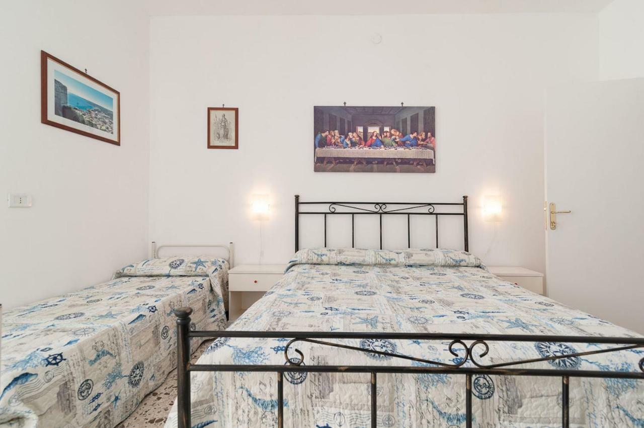 Enea Bed & Breakfast Castro  ภายนอก รูปภาพ