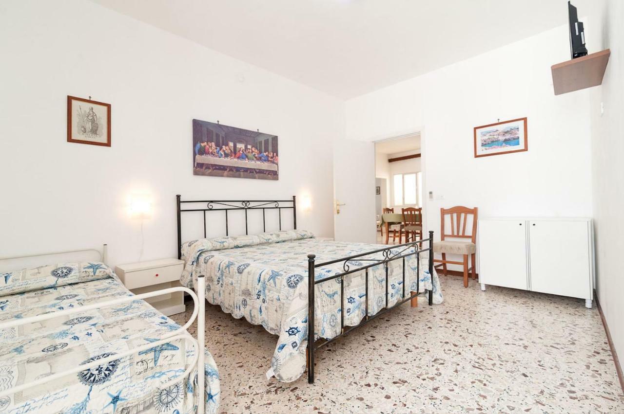 Enea Bed & Breakfast Castro  ภายนอก รูปภาพ